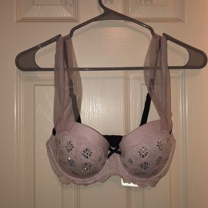 VS Fashion Show Bra
